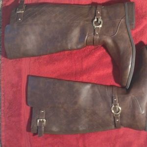 Brown guess riding boots